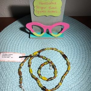 Handmade glass bead eyeglass accessory